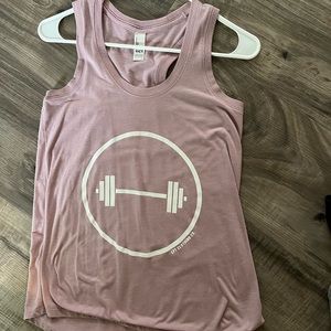 GU workout tank top